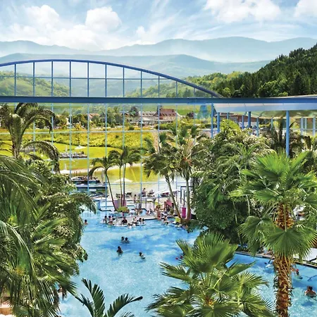 Apartahotel Tiny House Village 3*