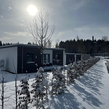Tiny House Village Aparthotel Loeffingen