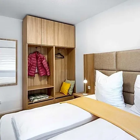 Schwarzwald Tiny House Village 3*