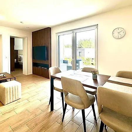 Schwarzwald Tiny House Village 3*